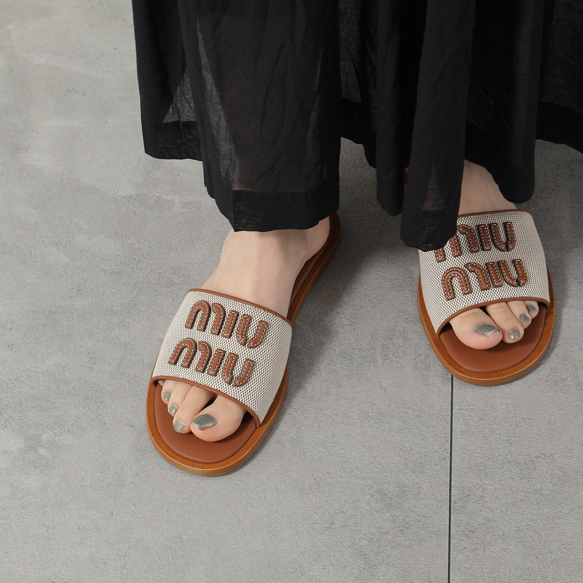 楽天市場】【最大2万円OFFクーポン対象・3/1限定】MIUMIU ミュウミュウ