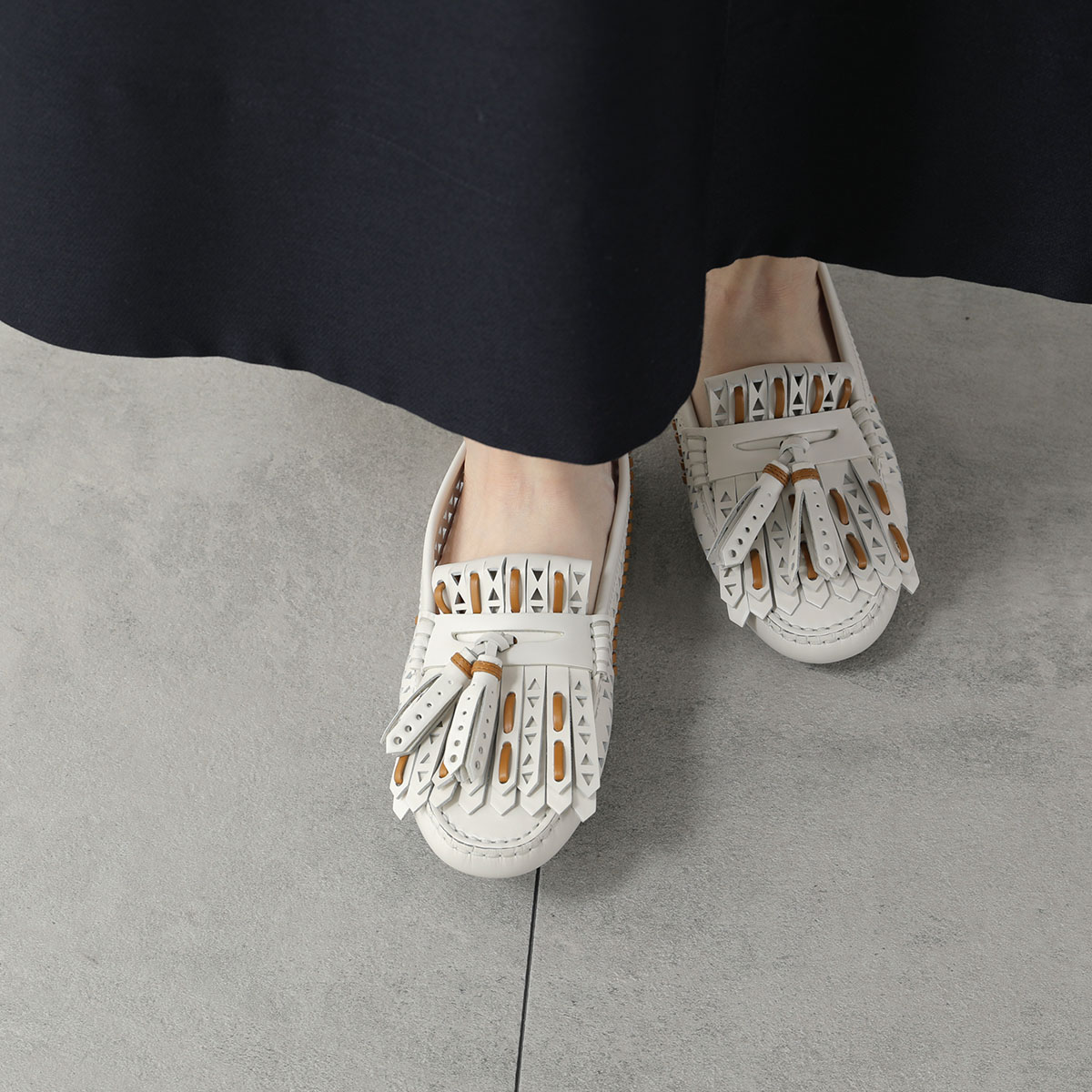 楽天市場】TODS トッズ ドライビングシューズ XXW00G0DN70NB6