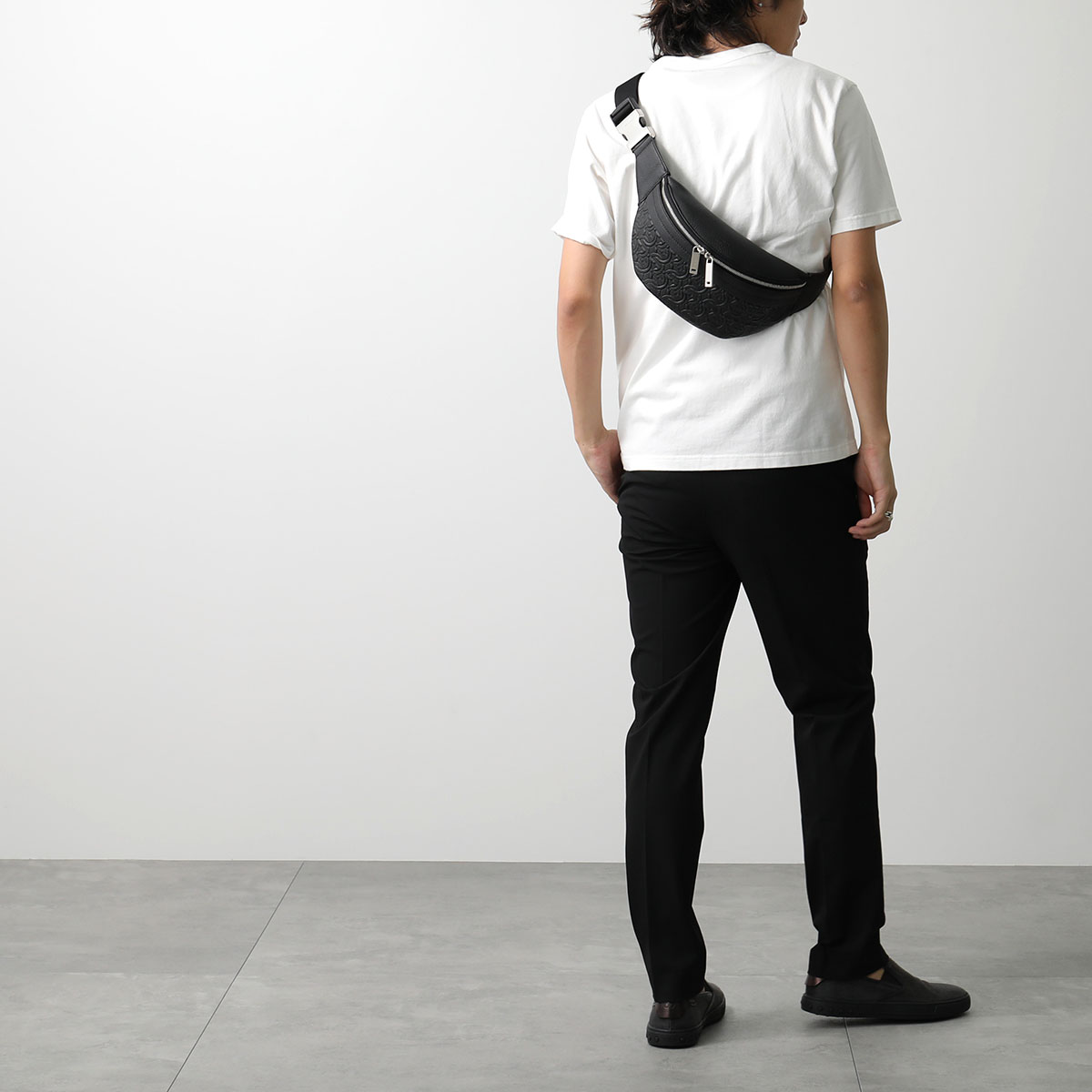 楽天市場】FERRAGAMO フェラガモ ボディバッグ 24 1489 メンズ ベルト