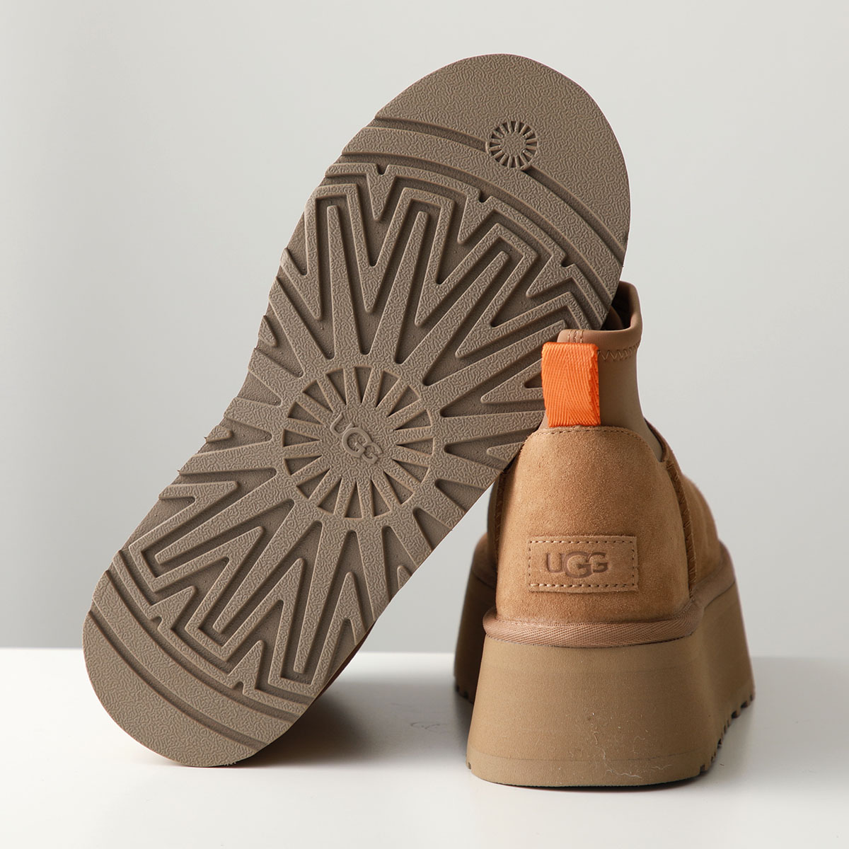 楽天市場】【最大2万円OFFクーポン対象・3/1限定】UGG アグ ムートン