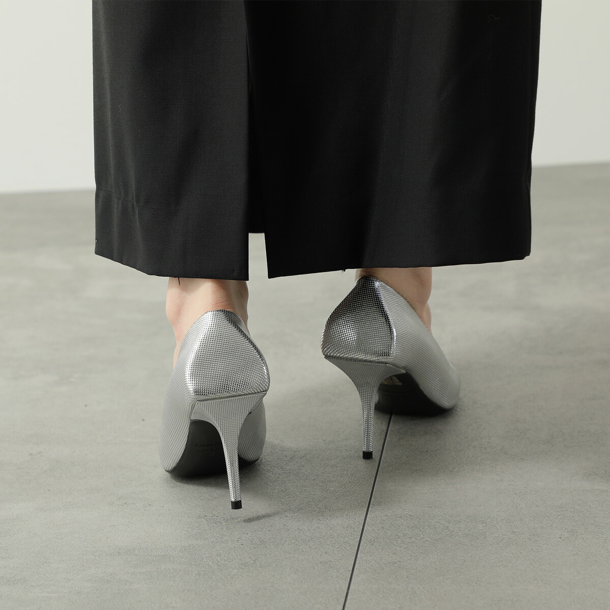 楽天市場】【最大2万円OFFクーポン対象・3/1限定】BALENCIAGA