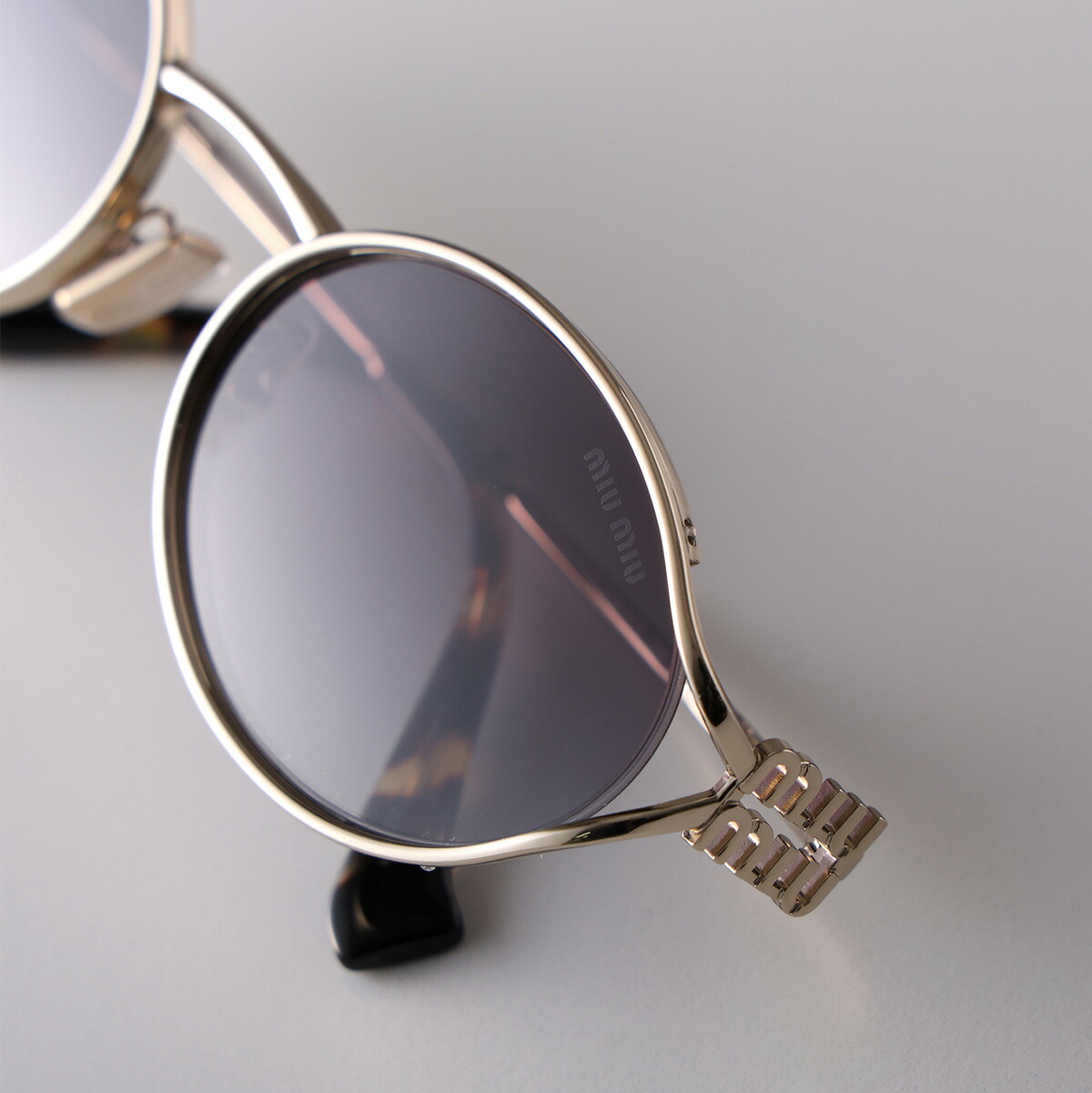 楽天市場】【最大2万円OFFクーポン対象・3/1限定】MIUMIU ミュウミュウ