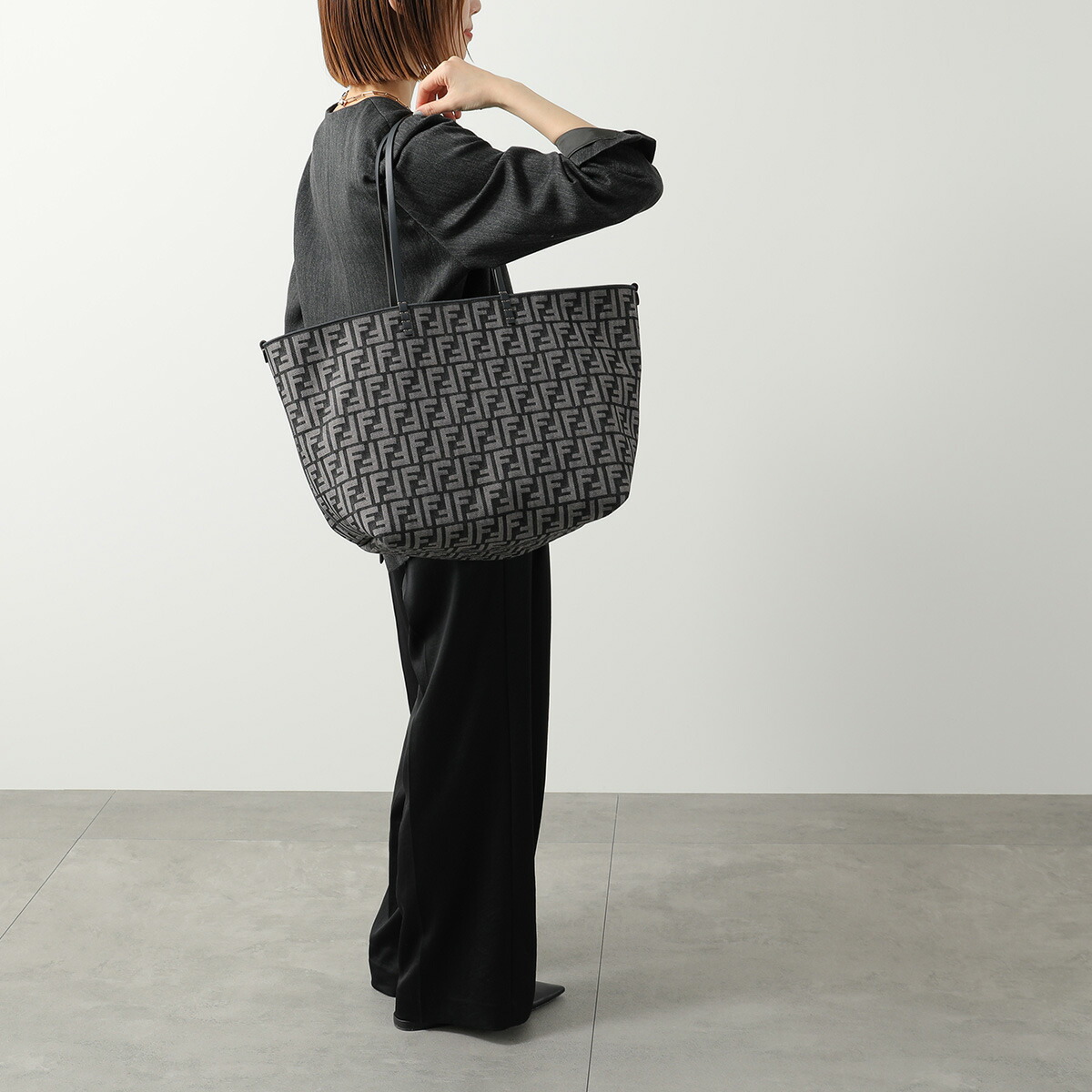 楽天市場】【最大2万円OFFクーポン対象・3/1限定】FENDI フェンディ