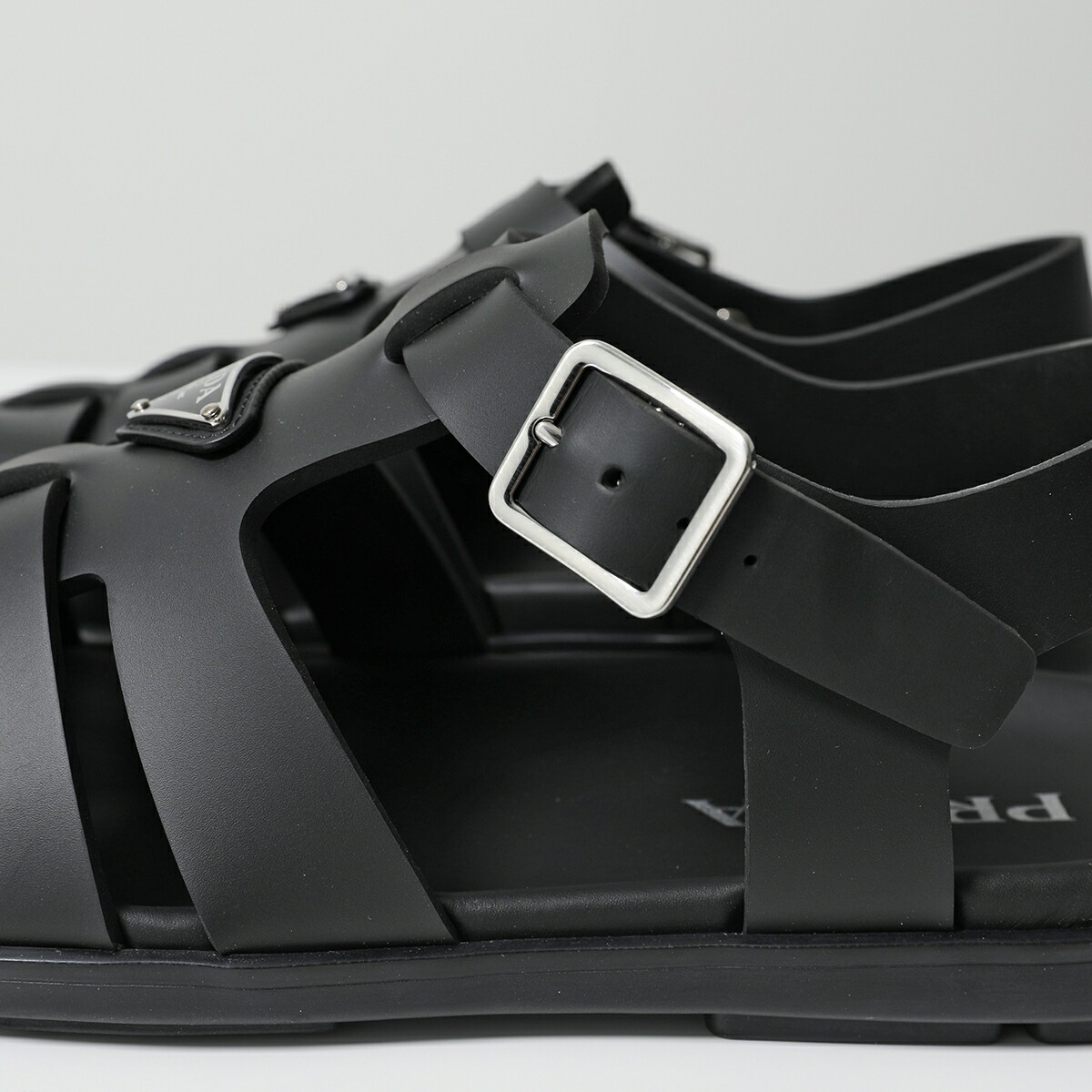 楽天市場】【最大2万円OFFクーポン対象・3/1限定】PRADA プラダ