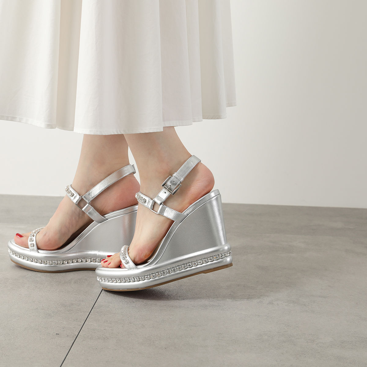 楽天市場】【最大2万円OFFクーポン対象・3/1限定】Christian Louboutin