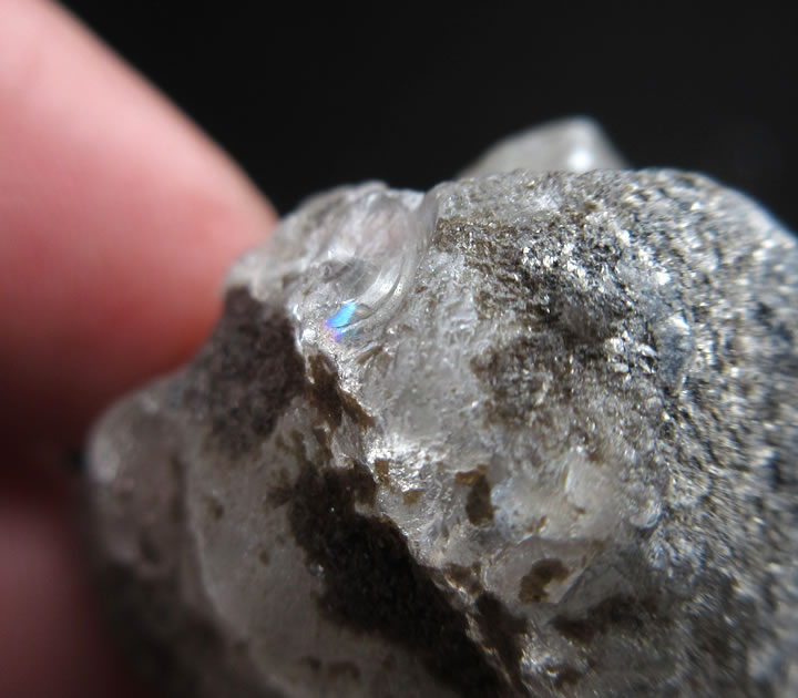 楽天市場】ロシア産フェナカイト原石13.5g 虹あり 透明感のある個所に