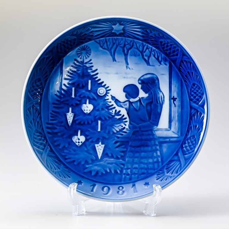 楽天市場】1961年のロイヤルコペンハーゲンのイヤープレートの通販