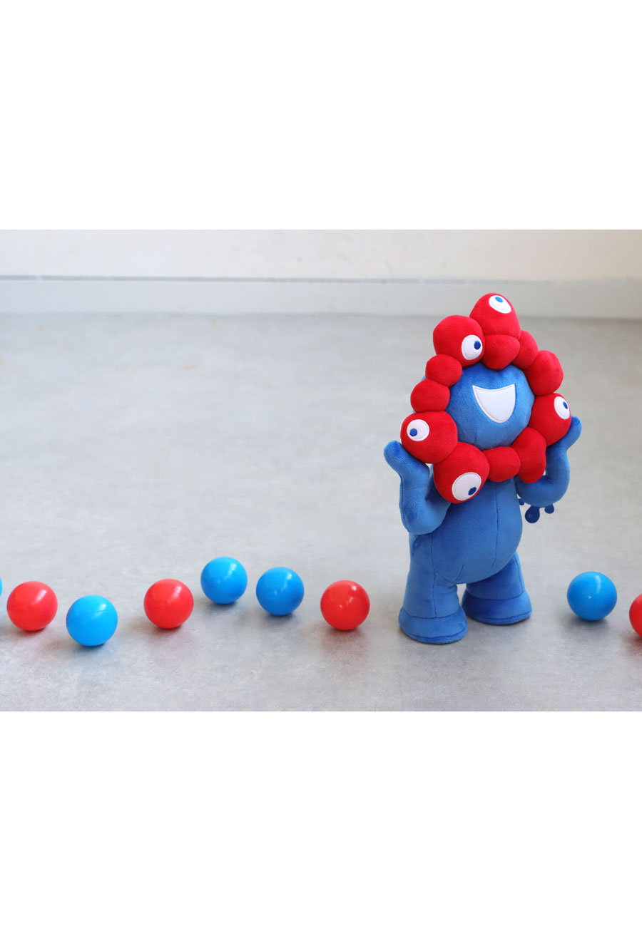 楽天市場】ミャクミャク ぬいぐるみ Mサイズ EXPO2025 送料無料・再