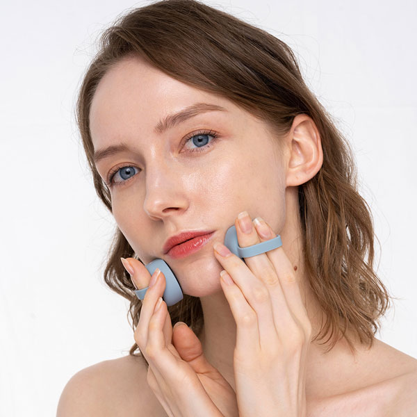 楽天市場】間々田佳子監修 icoelle イコエル フェイシャルネックリフト