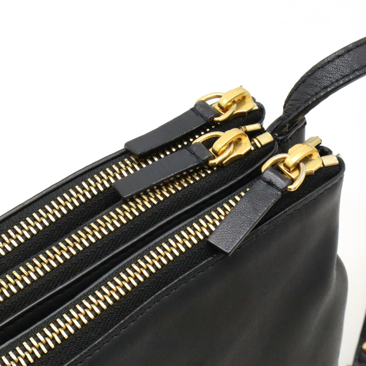 楽天市場】CELINE セリーヌ トリオ ラージ ショルダーバッグ 斜め掛け