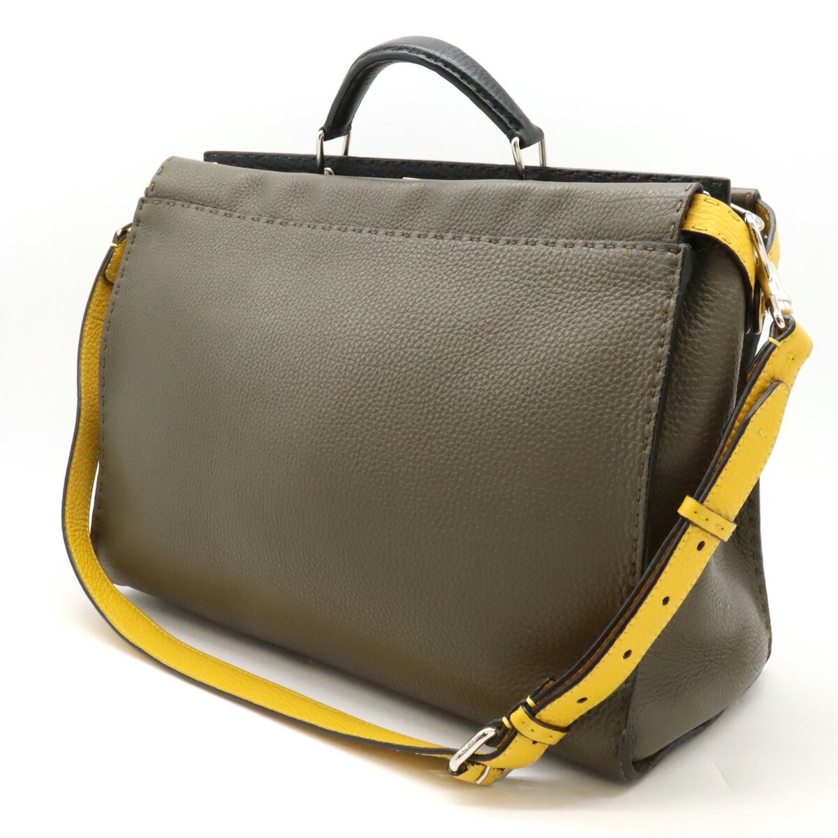 楽天市場】FENDI フェンディ ピーカブー フィット セレリア ビジネス