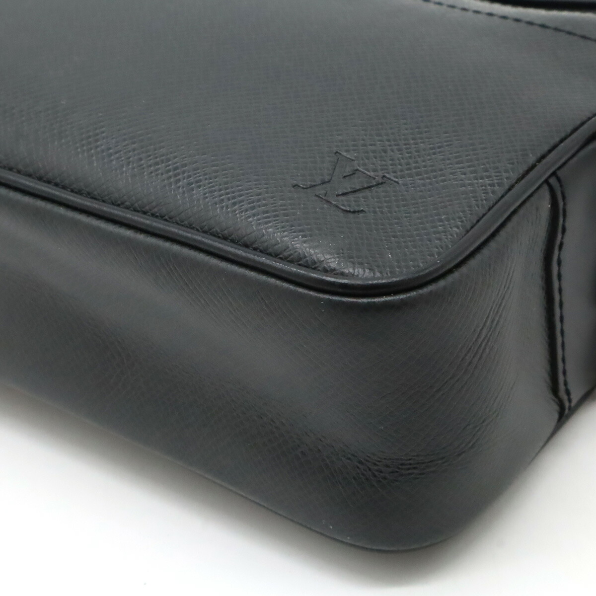 楽天市場】LOUIS VUITTON ルイ ヴィトン タイガ カルガ セカンドバッグ