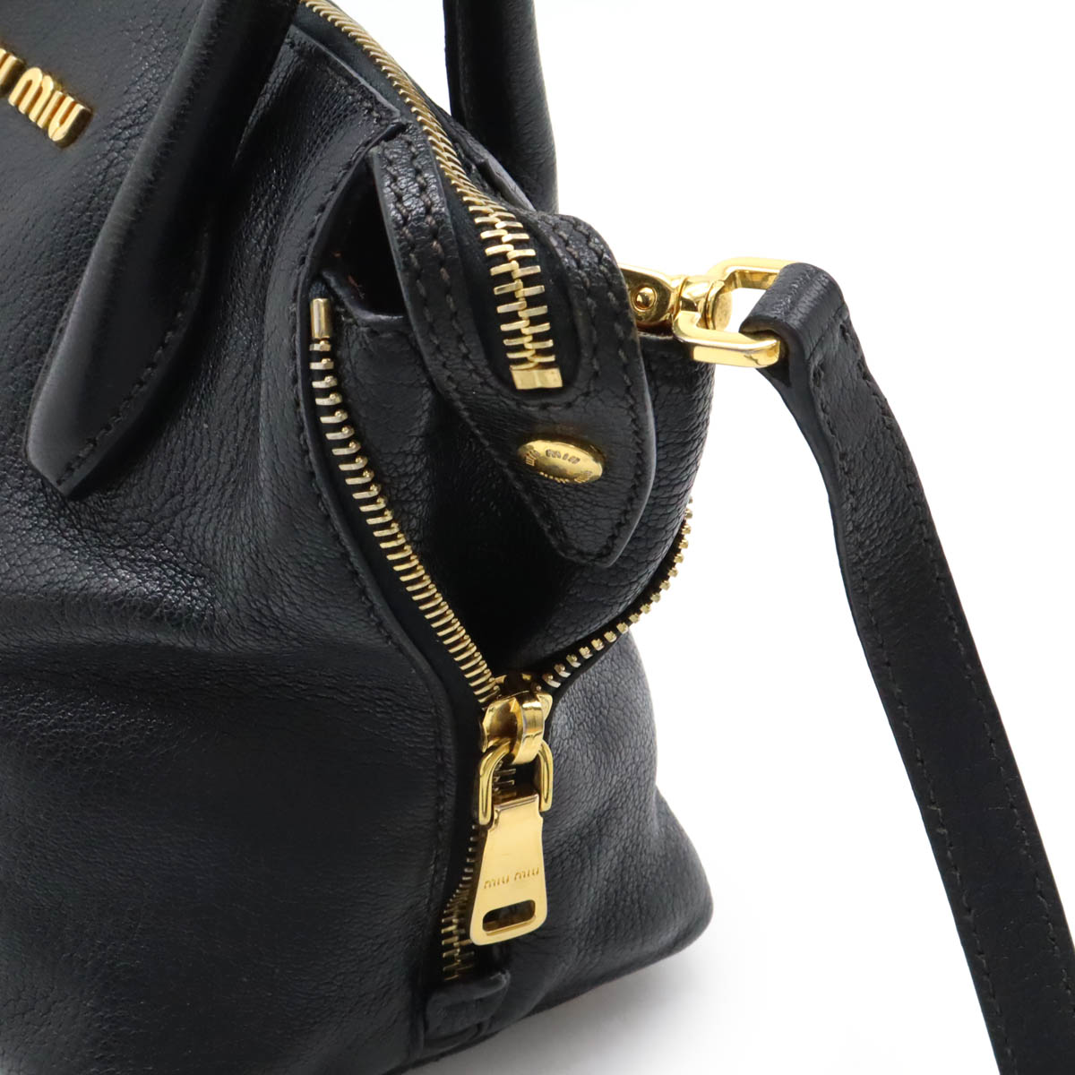 楽天市場】Miu Miu ミュウ ミュウ ミュウミュウ マドラス ハンドバッグ