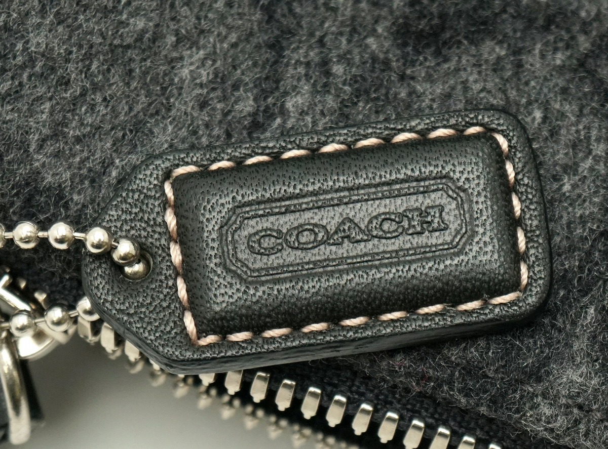 楽天市場】【バッグ】COACH コーチ シグネチャー ハンドバッグ ポーチ