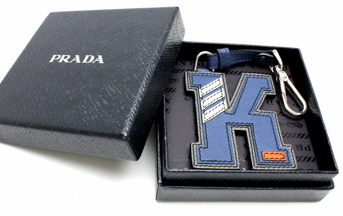 楽天市場】PRADA プラダ レターチャーム キーホルダー キーチャーム