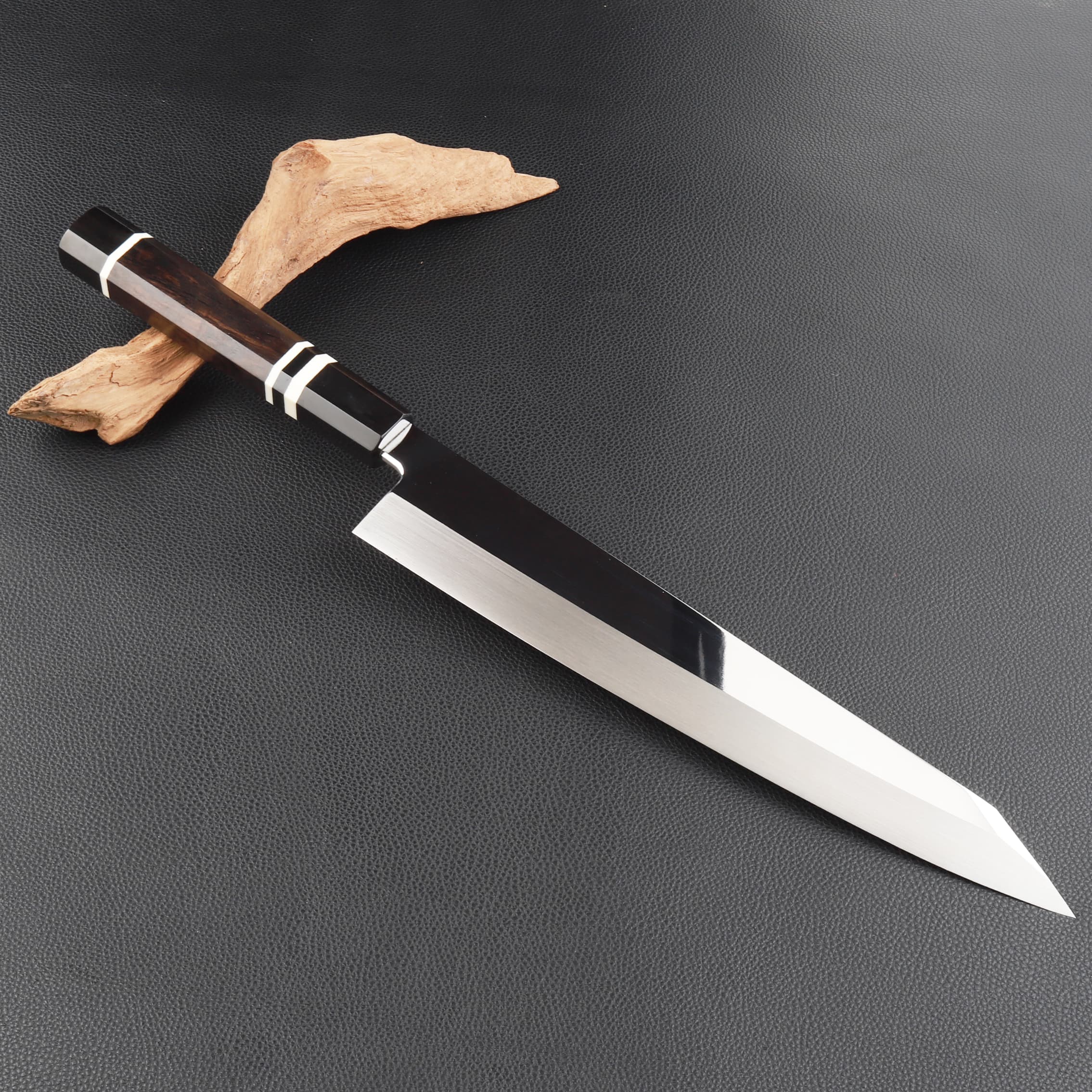 imgrc0102584752.jpg?fitin=272:272