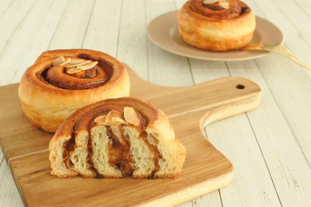 楽天市場】敷島製パン 冷凍生地 シナモンロールaMS 81g×80個