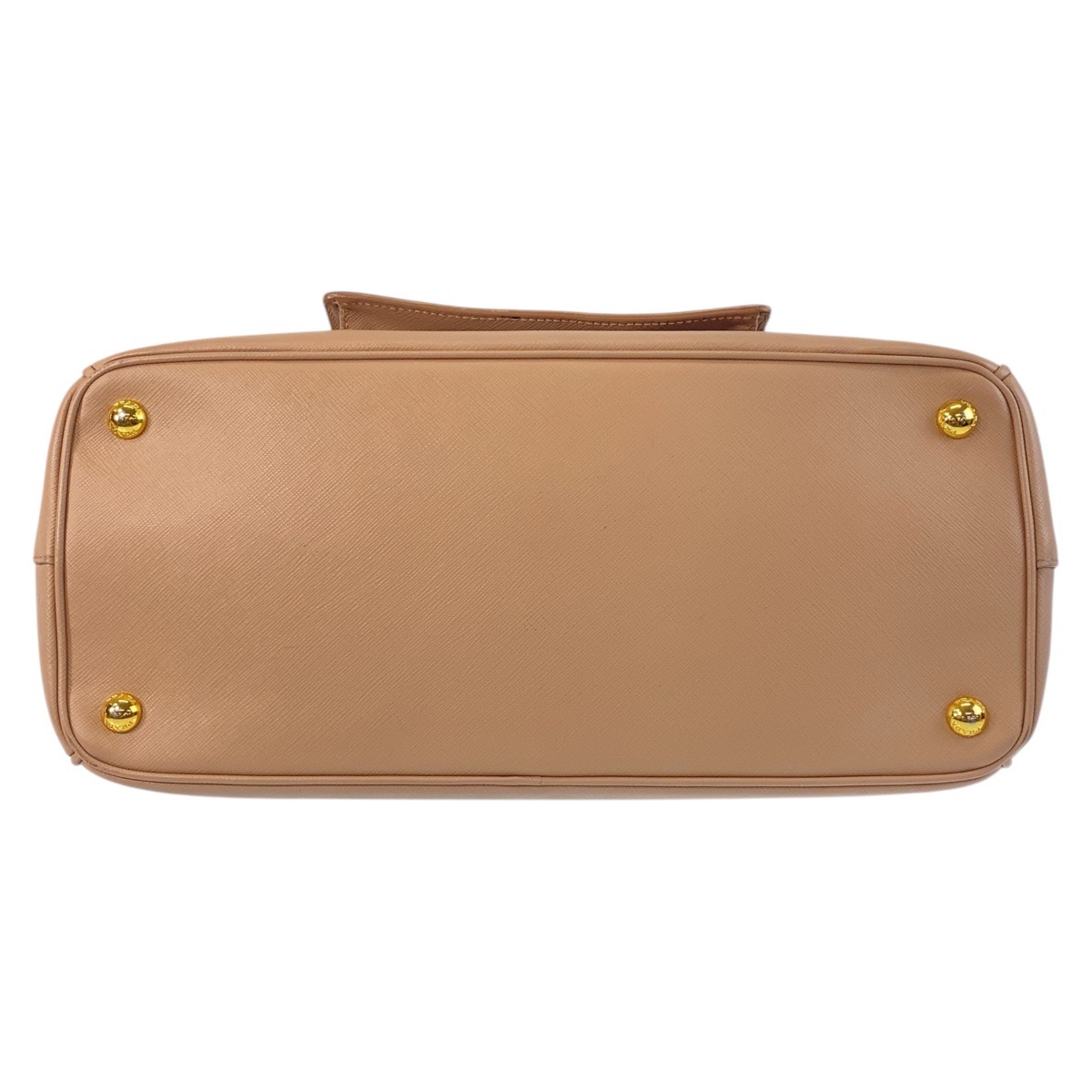 楽天市場】美品 PRADA プラダ サフィアーノ 三角ロゴプレート ベージュ