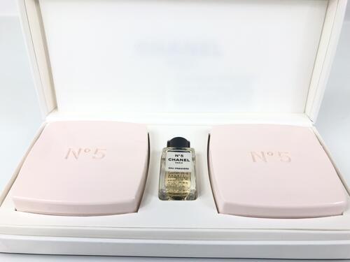 chanel-soap-no5_3.jpg