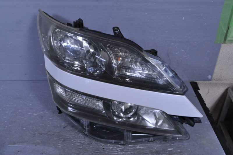 楽天市場】ヴェルファイア ヘッドライト 右の通販