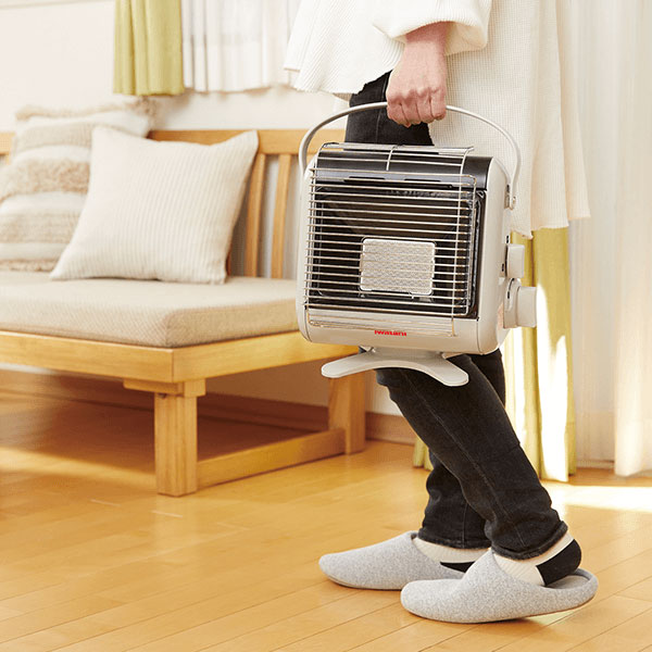 楽天市場】携帯ガスストーブ（カセットガス9本セット）イワタニ