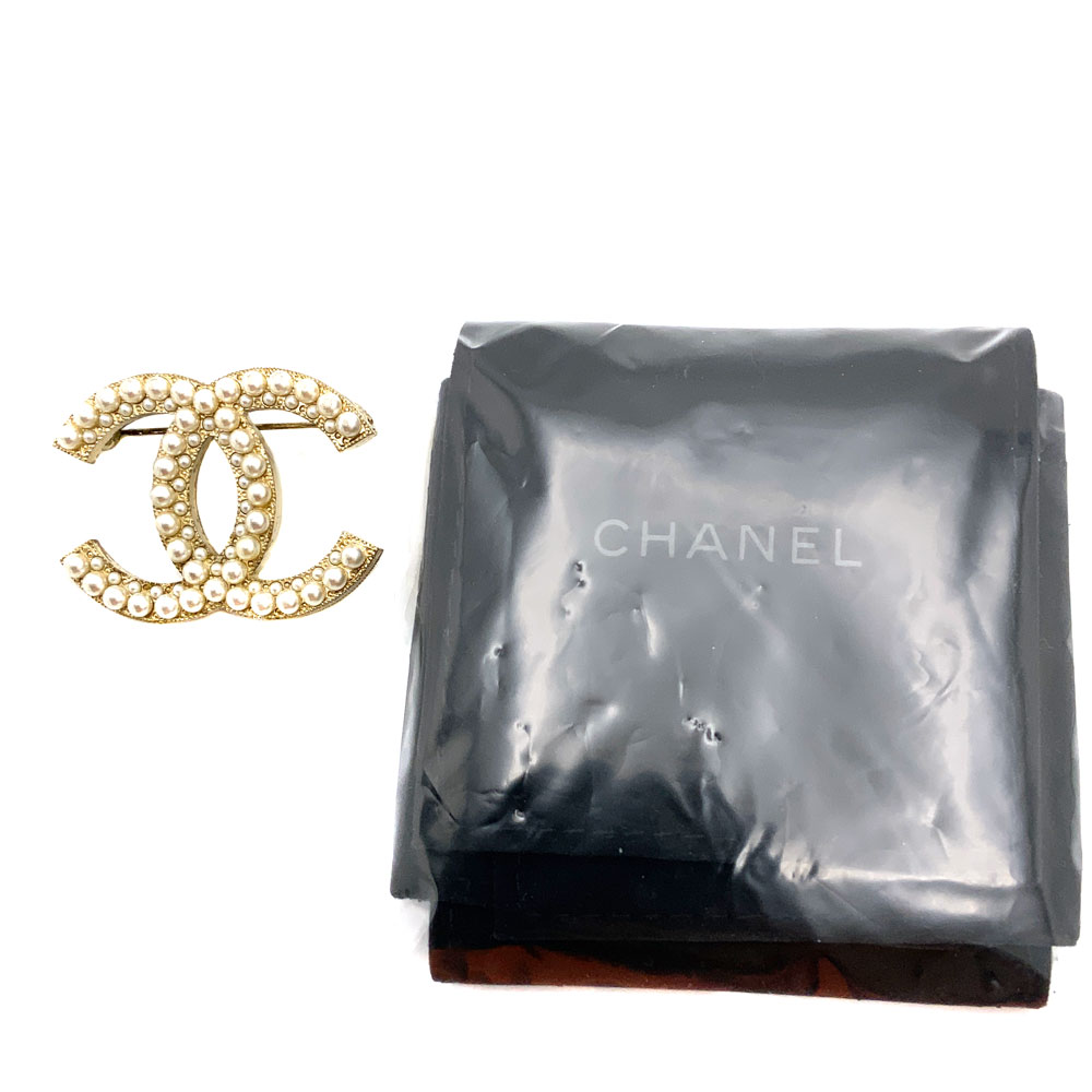 楽天市場】【中古】CHANEL（シャネル）A17 A ココマーク パール