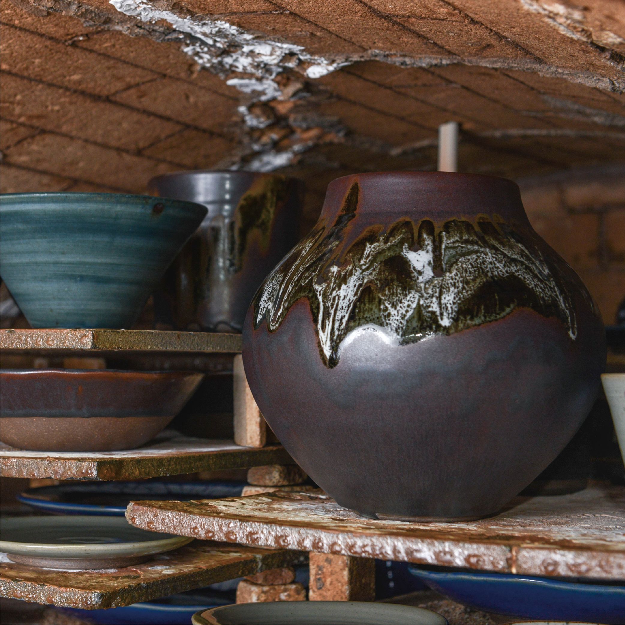 楽天市場】【ふるさと納税】黒薩摩花瓶(花瓶1個) 花瓶 花器 黒薩摩焼