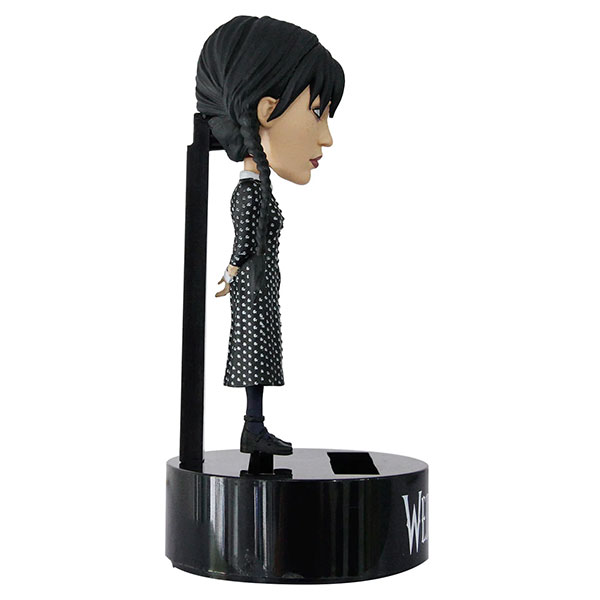 楽天市場】NECA ウェンズデー フィギュア ボディノッカー アダムス