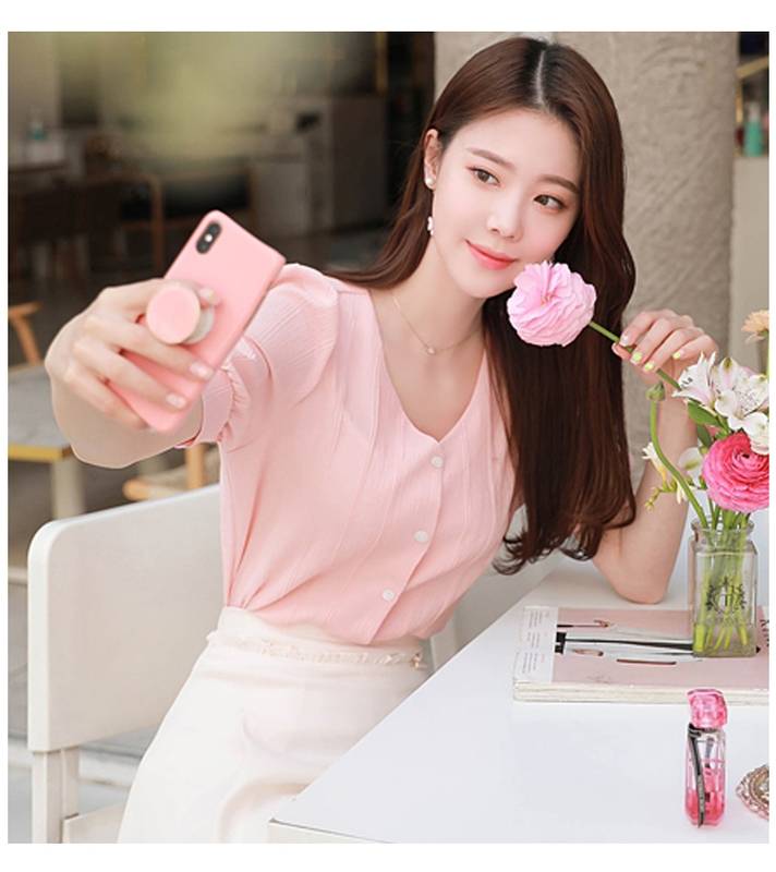 楽天市場】ノーカラー トップス パフスリーブ ブラウス パフ袖 Vネック