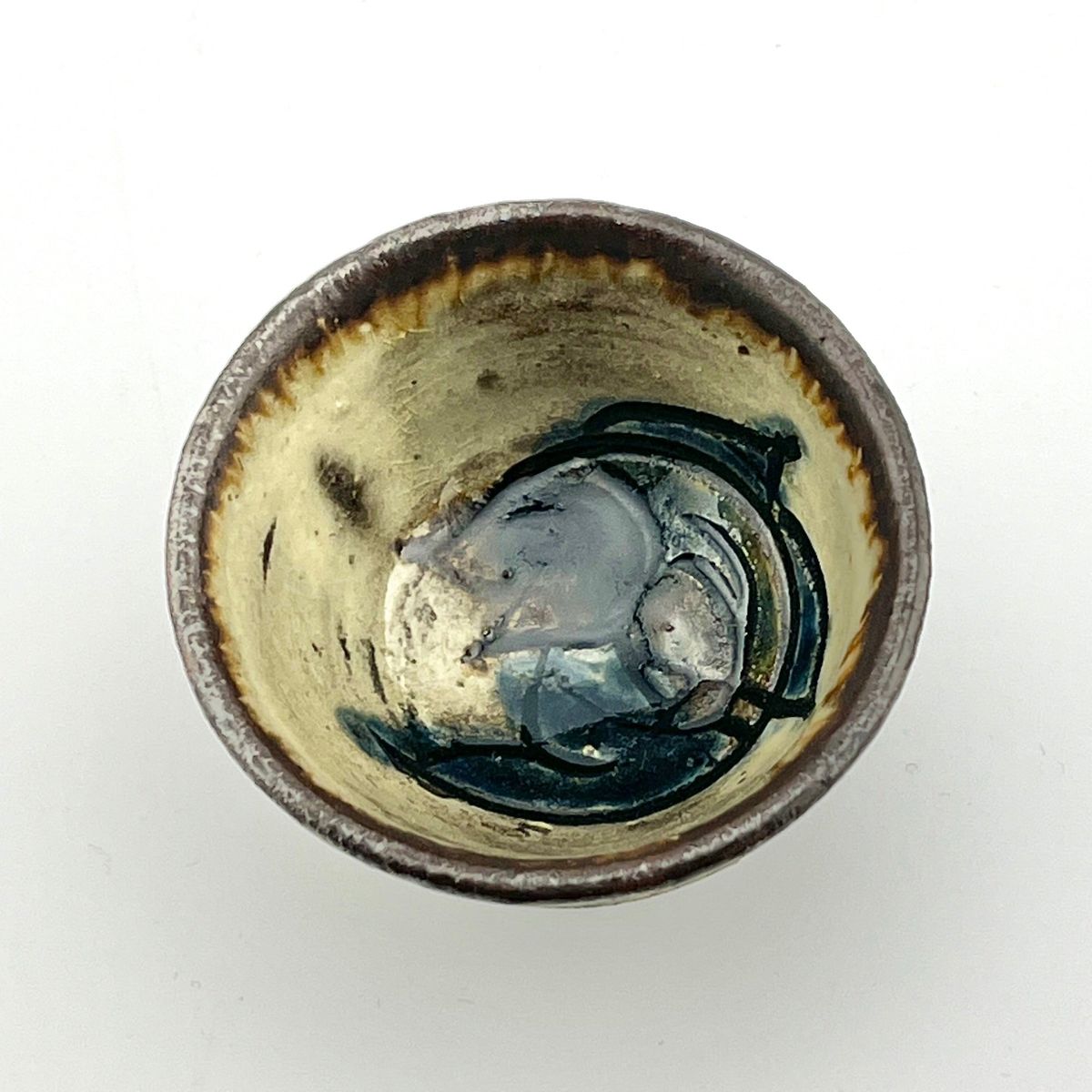 楽天市場】壺屋焼 人間国宝 金城次郎作 魚文ぐい呑(笑う魚) やちむん