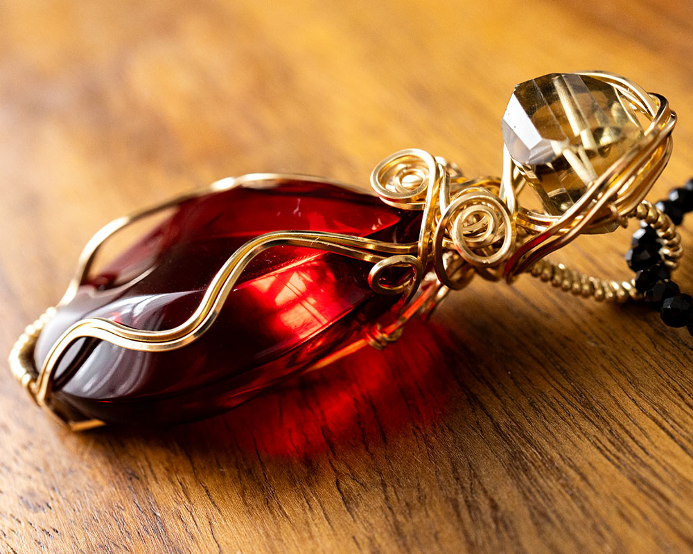 楽天市場】一点物 大粒 天然 ルビーレッド アンバー & バイカラー