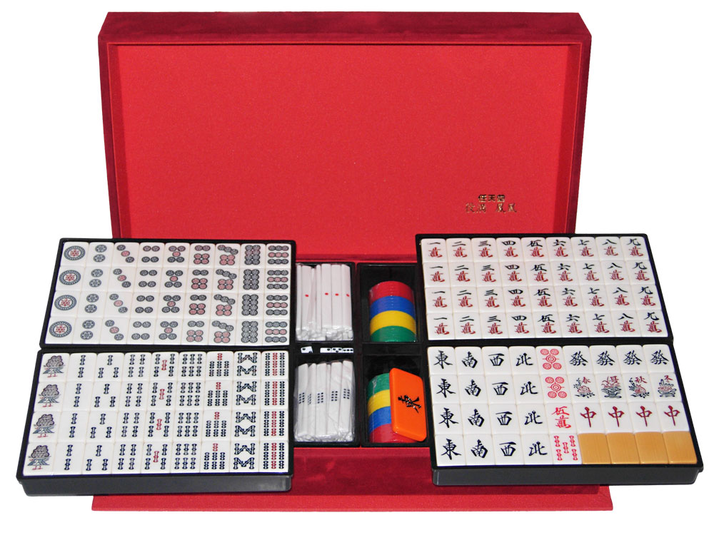 極美品 任天堂 役満 鳳凰 （麻雀牌 + 付属品完備） ※稀少品 極美品