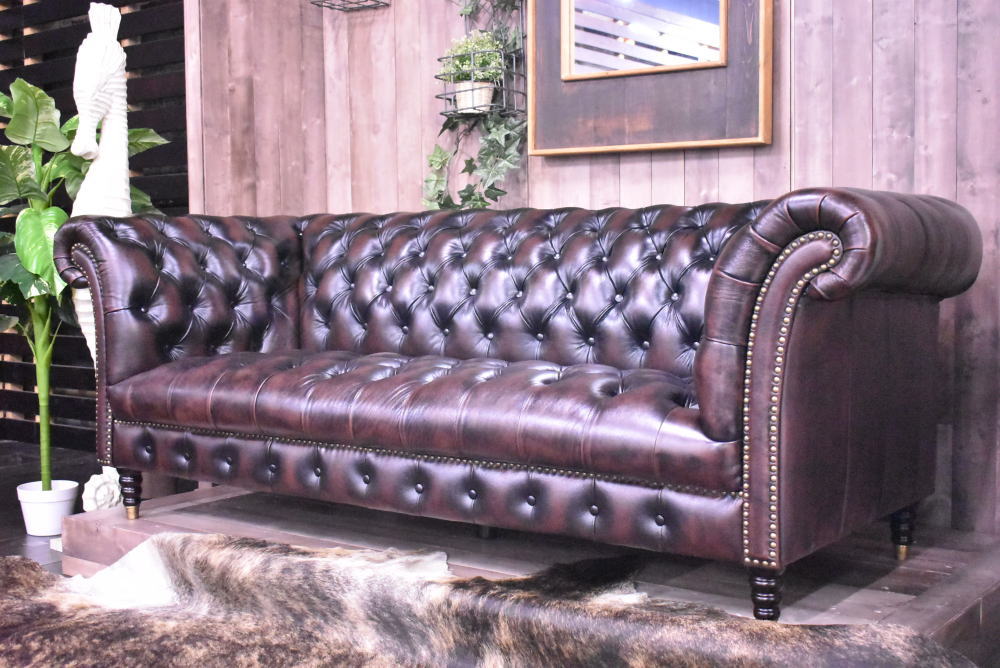 楽天市場】【開梱設置付】 チェスターフィールド調総革3人掛けソファー