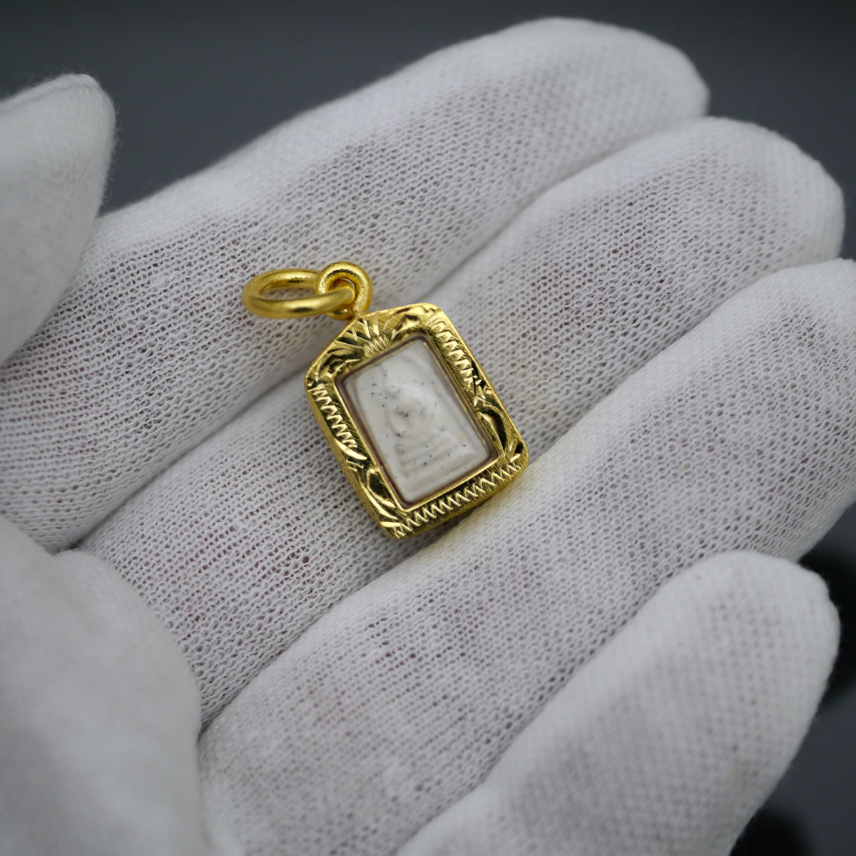 楽天市場】タイ-ワット・ラカンのプラクルアン 「プラ・ソムデット