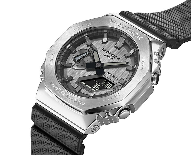 楽天市場】カシオ Gショック メタルカバード シルバー＆ブラック GM