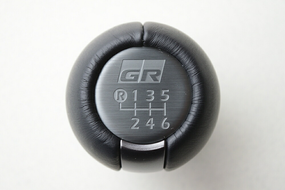 楽天市場】GR86用 トヨタ純正「GR」ロゴプレート付きレザーシフトノブ