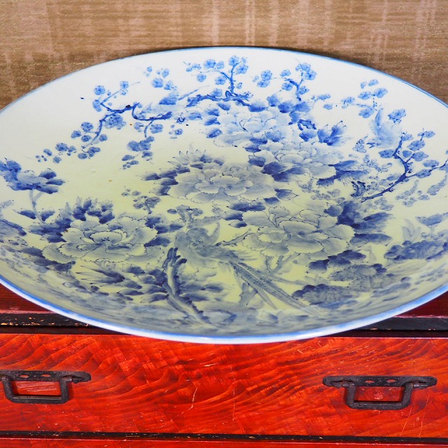 楽天市場】花蝶文様 大皿 0262江戸時代～明治時代 伊万里 染付 手描き