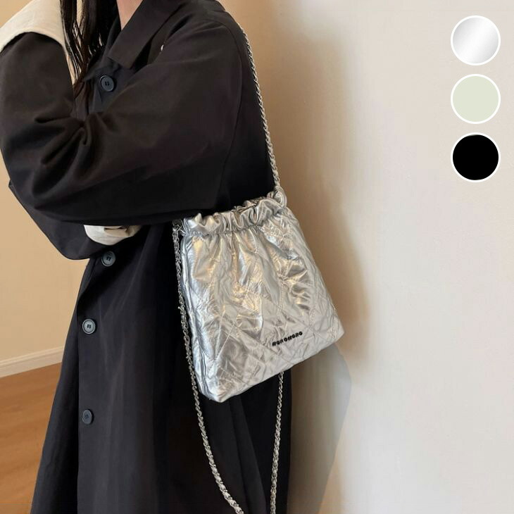 楽天市場】【奇跡の再販】キルティング 肩掛け チェーンショルダー