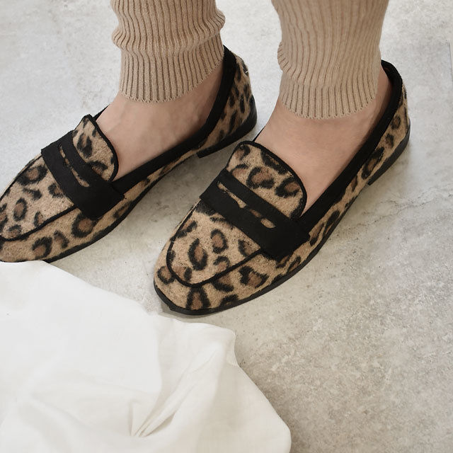 楽天市場】フェルト ローファー ヒョウ柄 レオパード柄 ローヒール