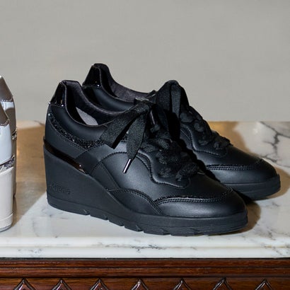 プラスダイアナ スニーカー ビジュー」の人気商品一覧 | 安い商品を