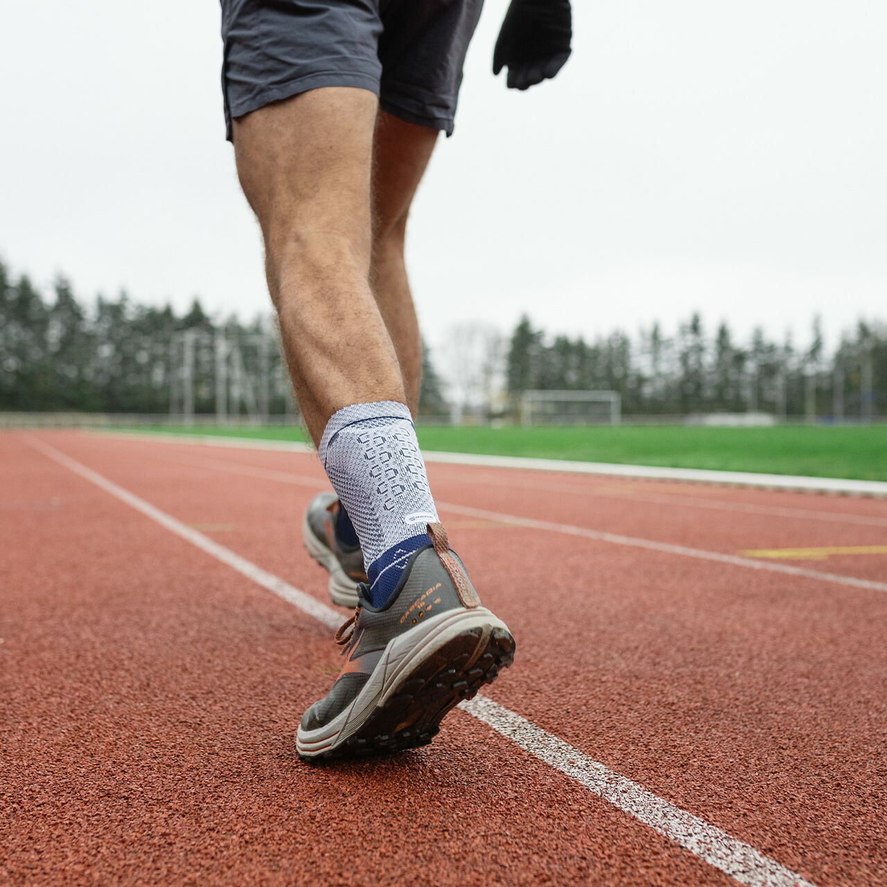 楽天市場】公式【BAUERFEIND】 バウアーファインド アキレス腱用