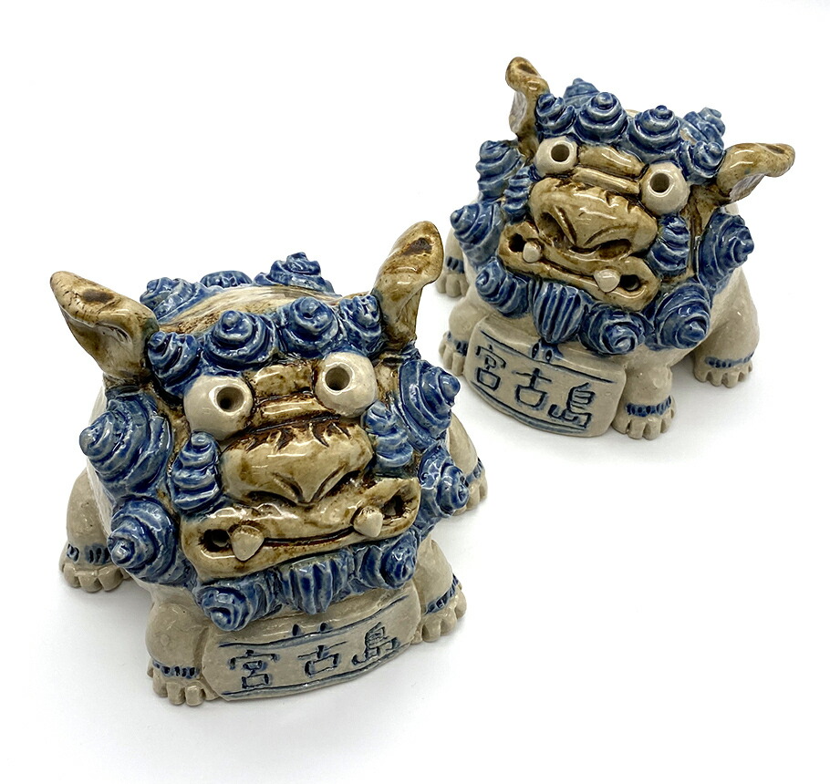 島常賀 壁掛けシーサー白土 壺屋焼 希少 島常賀 台付シーサー白土ペア