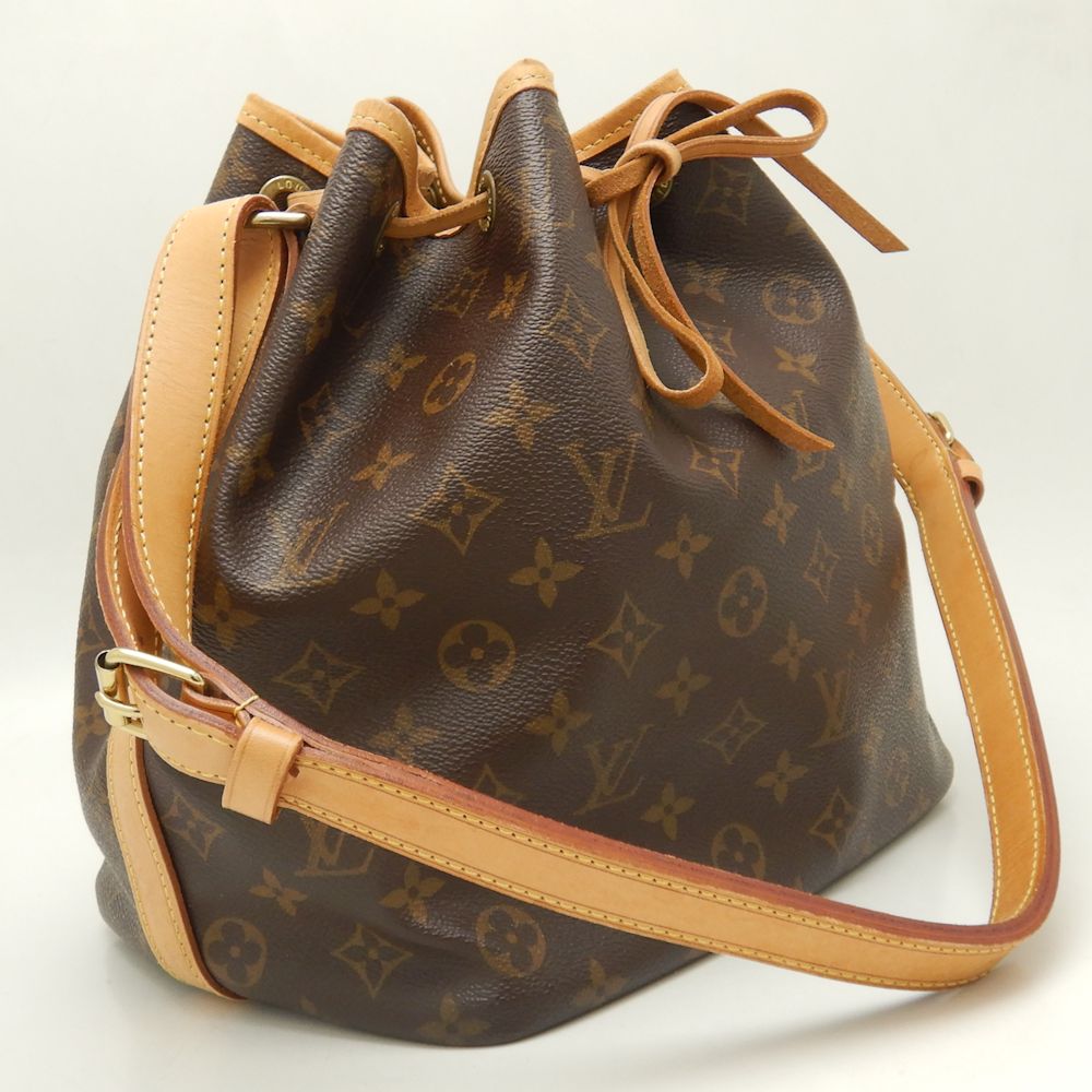 楽天市場】LOUIS VUITTON ルイヴィトン モノグラム プチノエ M42226