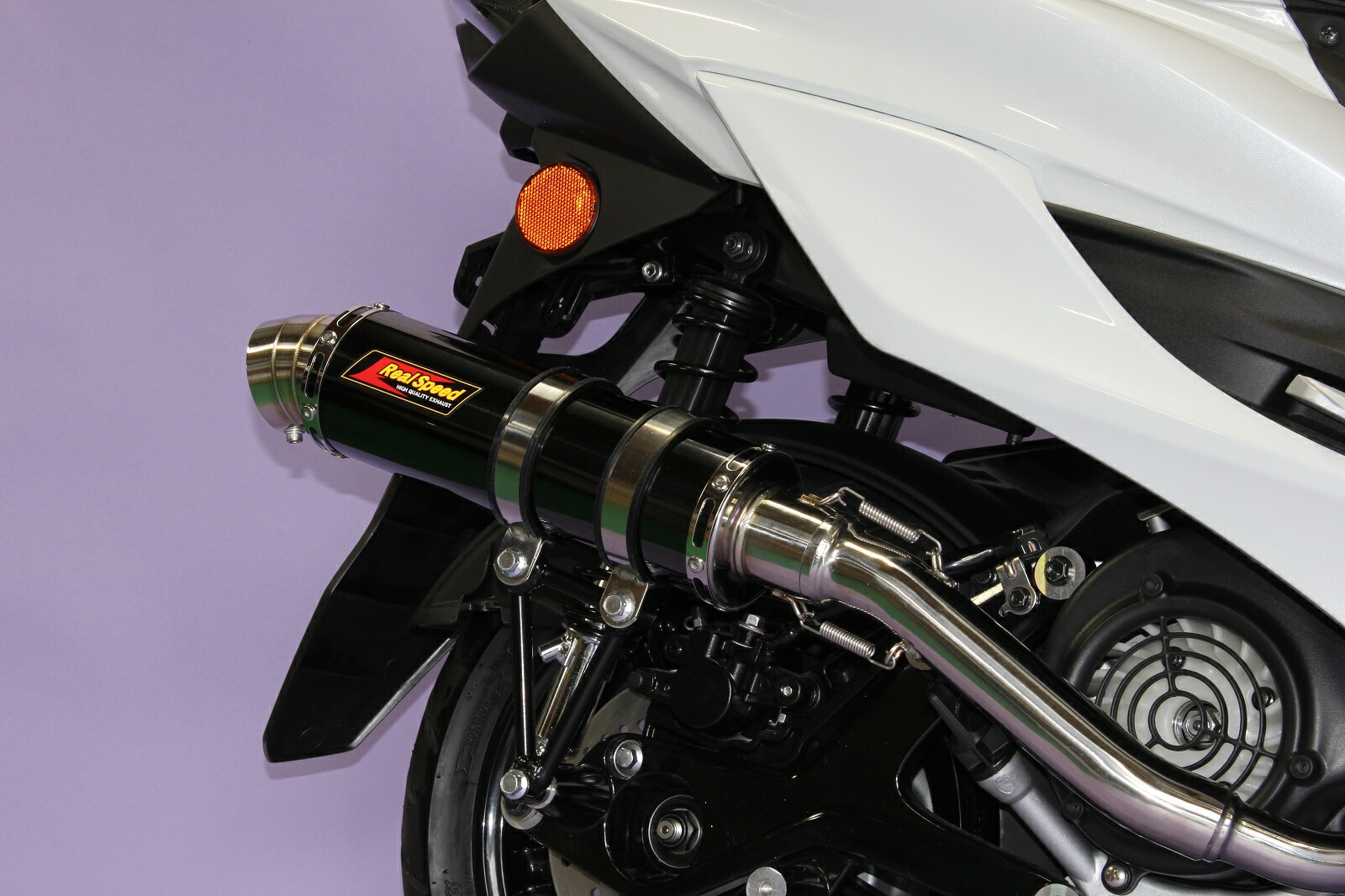 楽天市場】シグナスX バイクマフラー 4型 5型 EBJ-SEA5J 2BJ-SED8J