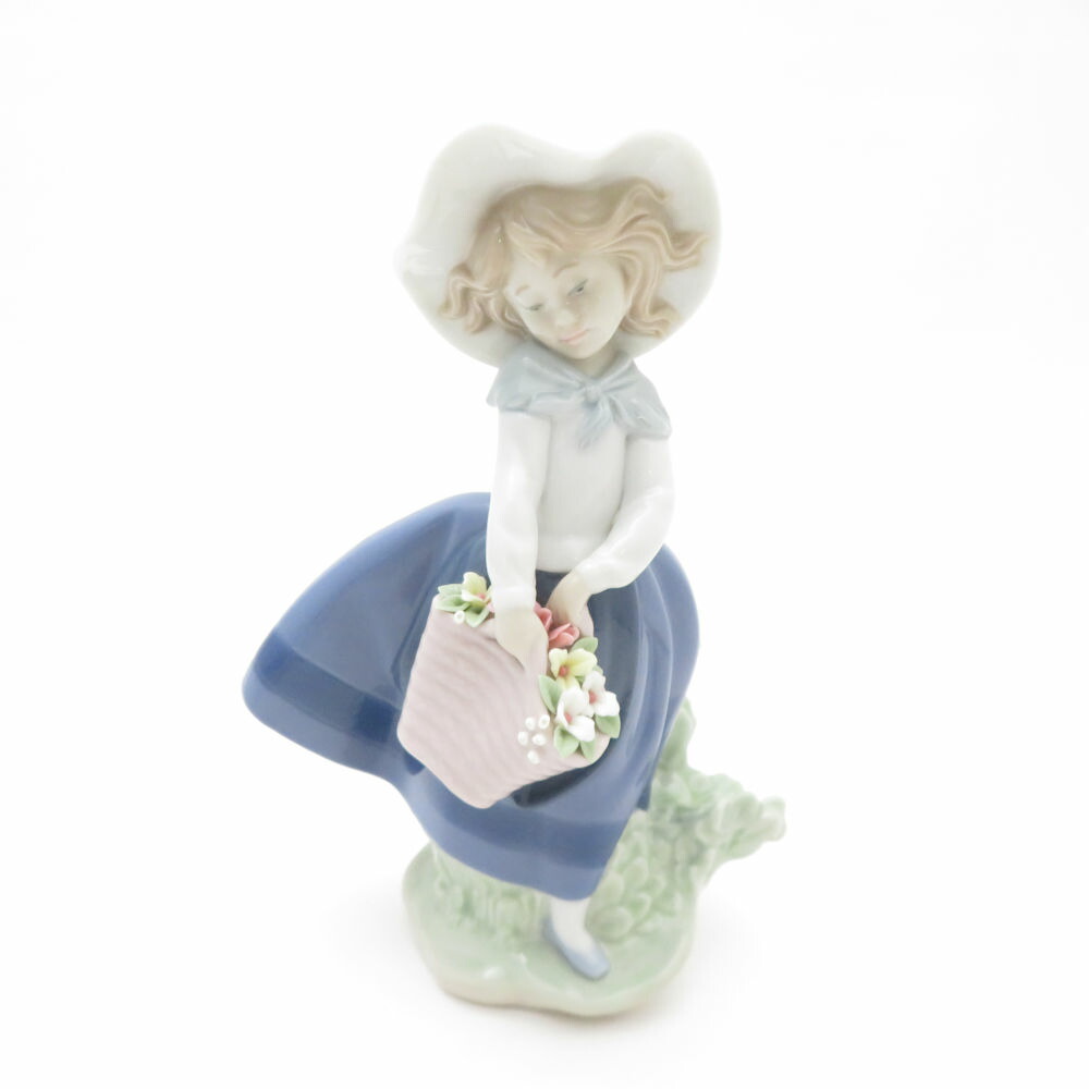 楽天市場】リヤドロ 花の香りに包まれての通販