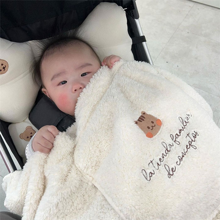 楽天市場】抱っこ紐 ケープ 防寒 ベビーカー 防寒ケープ ベビー 抱っこ