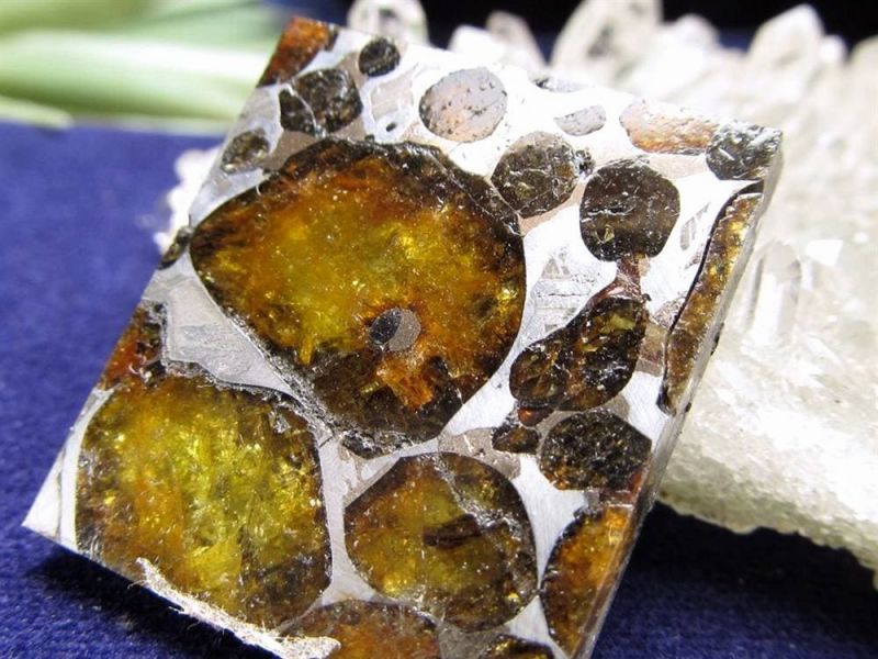 楽天市場】【全品P2倍】○【セリコ隕石（パラサイト隕石）原石