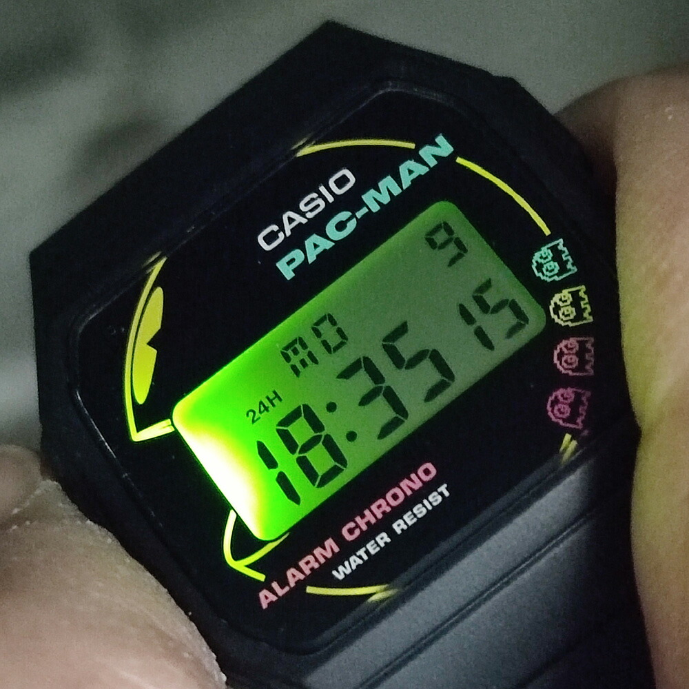 楽天市場】カシオ CASIO CLASSIC x PAC-MAN パックマンデジタル 腕時計