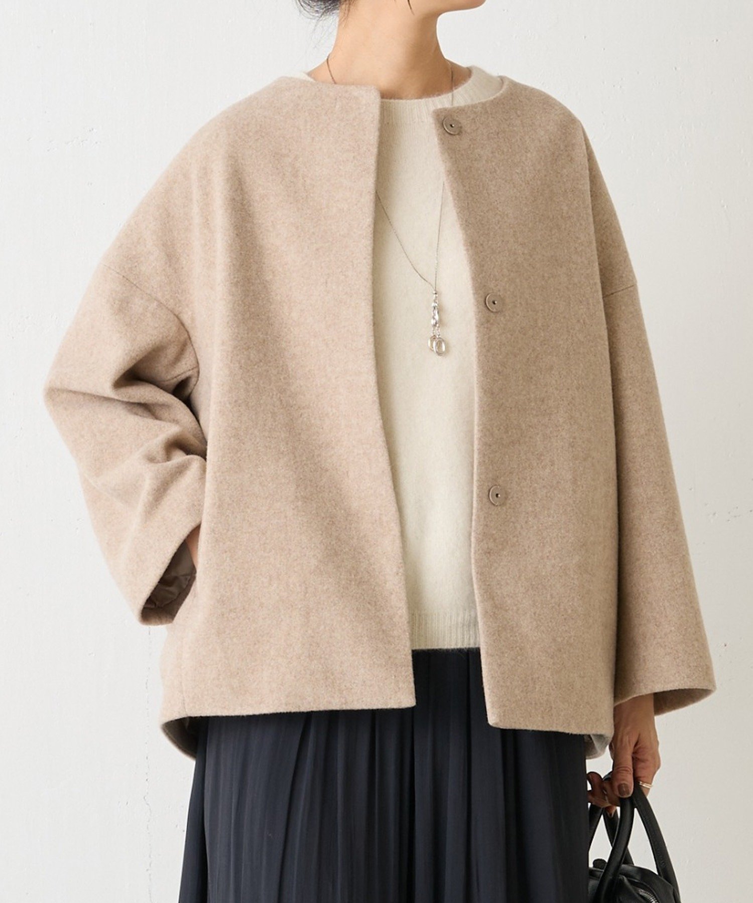 BEARDSLEY｜後ろぷっくりウールショートコート | Rakuten Fashion(楽天