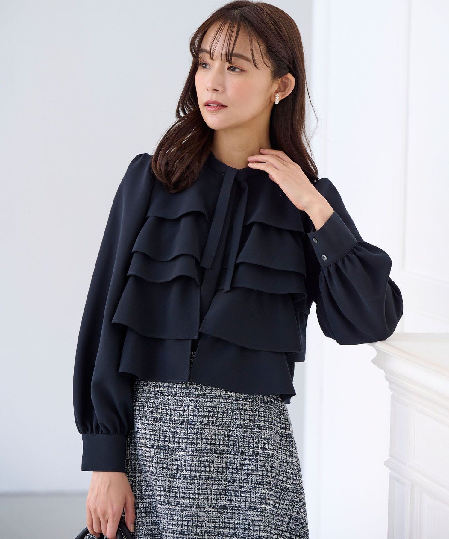 組曲｜【KUMIKYOKU NAVY】コンフォータブルドレープ フリルブラウス